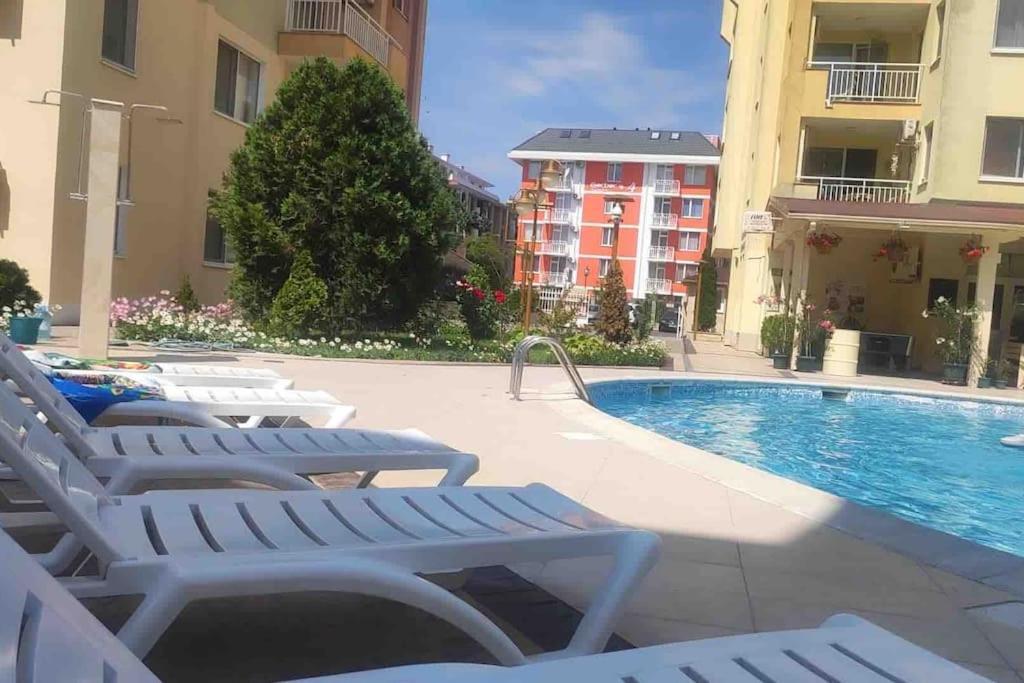 Wohnung Am Sonnenstrand Slantschew brjag Exterior foto
